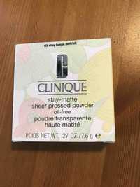 CLINIQUE - Poudre transparente haute matité - 03 stay beige (MF/M)