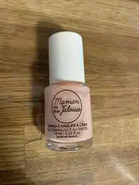 MAMAN VA ÊTRE JALOUSE - Vernis à ongles à l’eau lait fraise