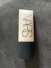 NARS - Fond de teint complet mat doux