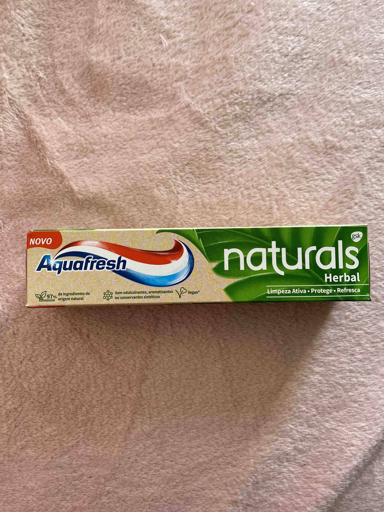 AQUAFRESH - Naturals herbals - Dentifrice au fluor