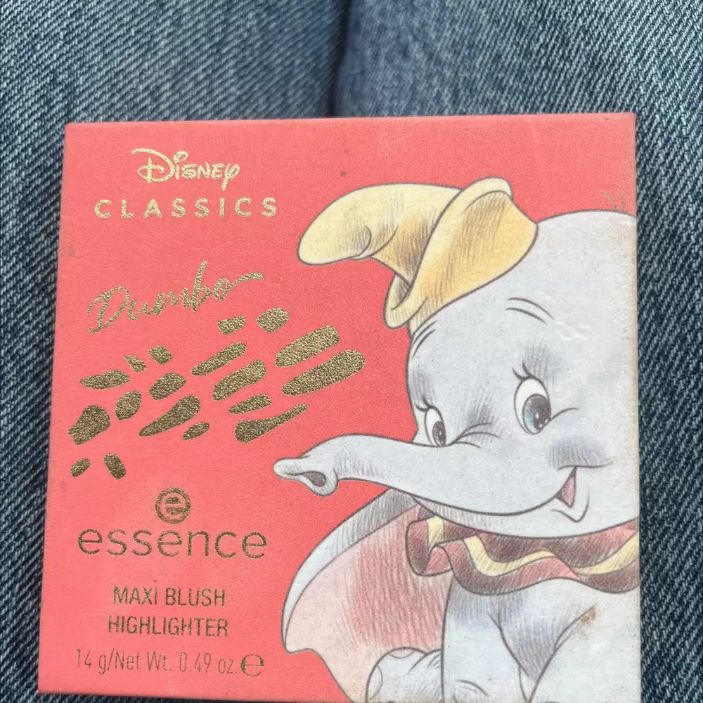 ESSENCE - Disney classics - Maxi blush highlighter