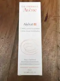 AVÈNE - Akérat 30 Crème zones localisées 