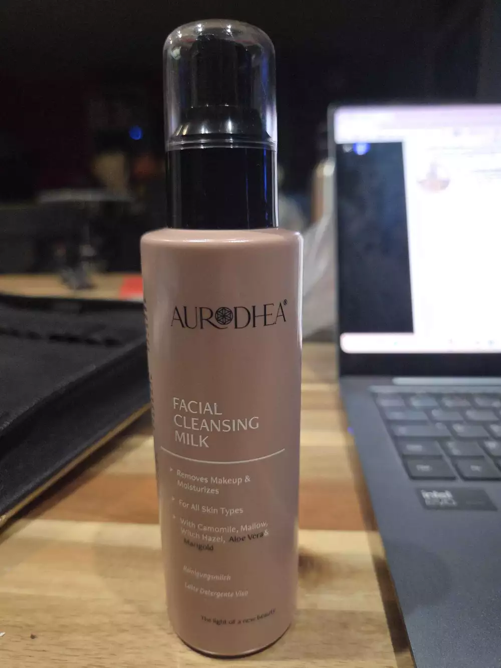 AURODHEA - Facial cleansing milk