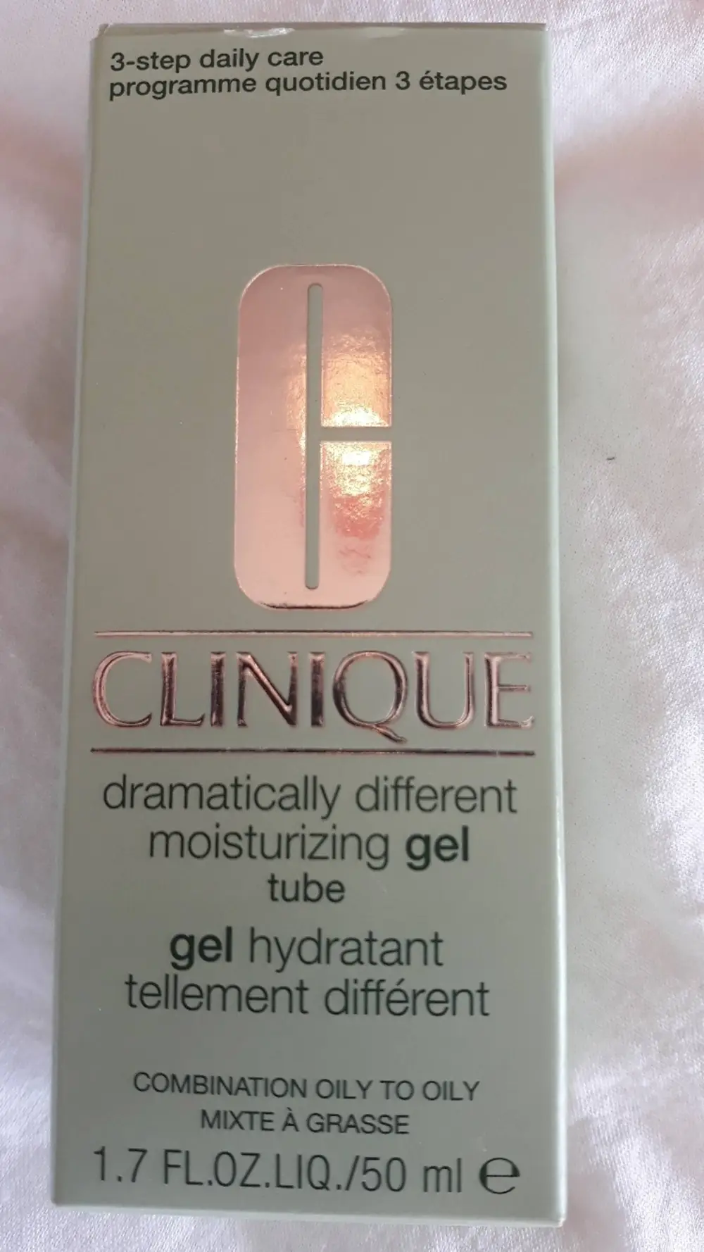 CLINIQUE - Gel hydratant tellement différent