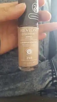 REVLON - Colorstay - Fond de teint