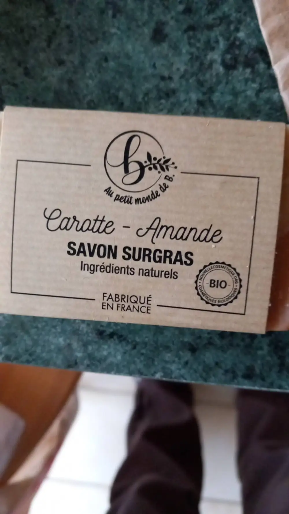 AU PETIT MONDE DE B. - Savon surgras carotte-amande 