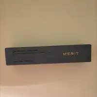 MERIT - Bâton sublimateur de teint