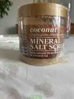 DEAD SEA COLLECTION - Coconut - Mineral salt scurb