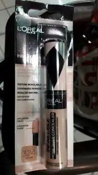 L'ORÉAL PARIS - Infaillible - Correcteur et fond de teint 2 en 1 324 avoine