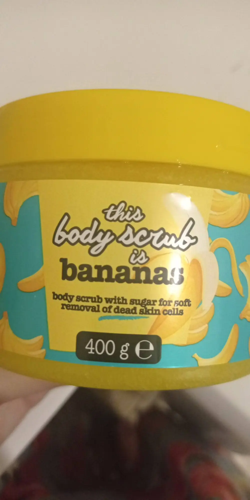 MAXBRANDS - This body scrub is bananas