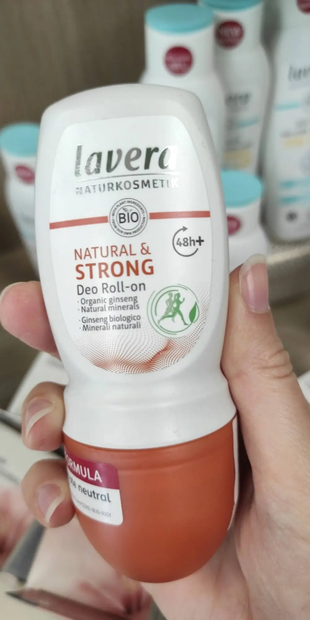 LAVERA - Natural & strong - Deo roll-on