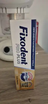 FIXODENT - Crème adhesive