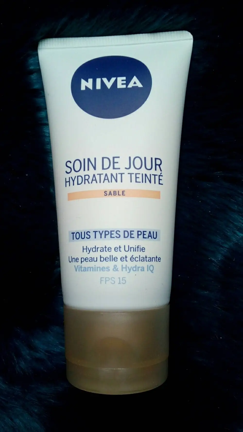 NIVEA - Soin de jour hydratant teinté - Sable
