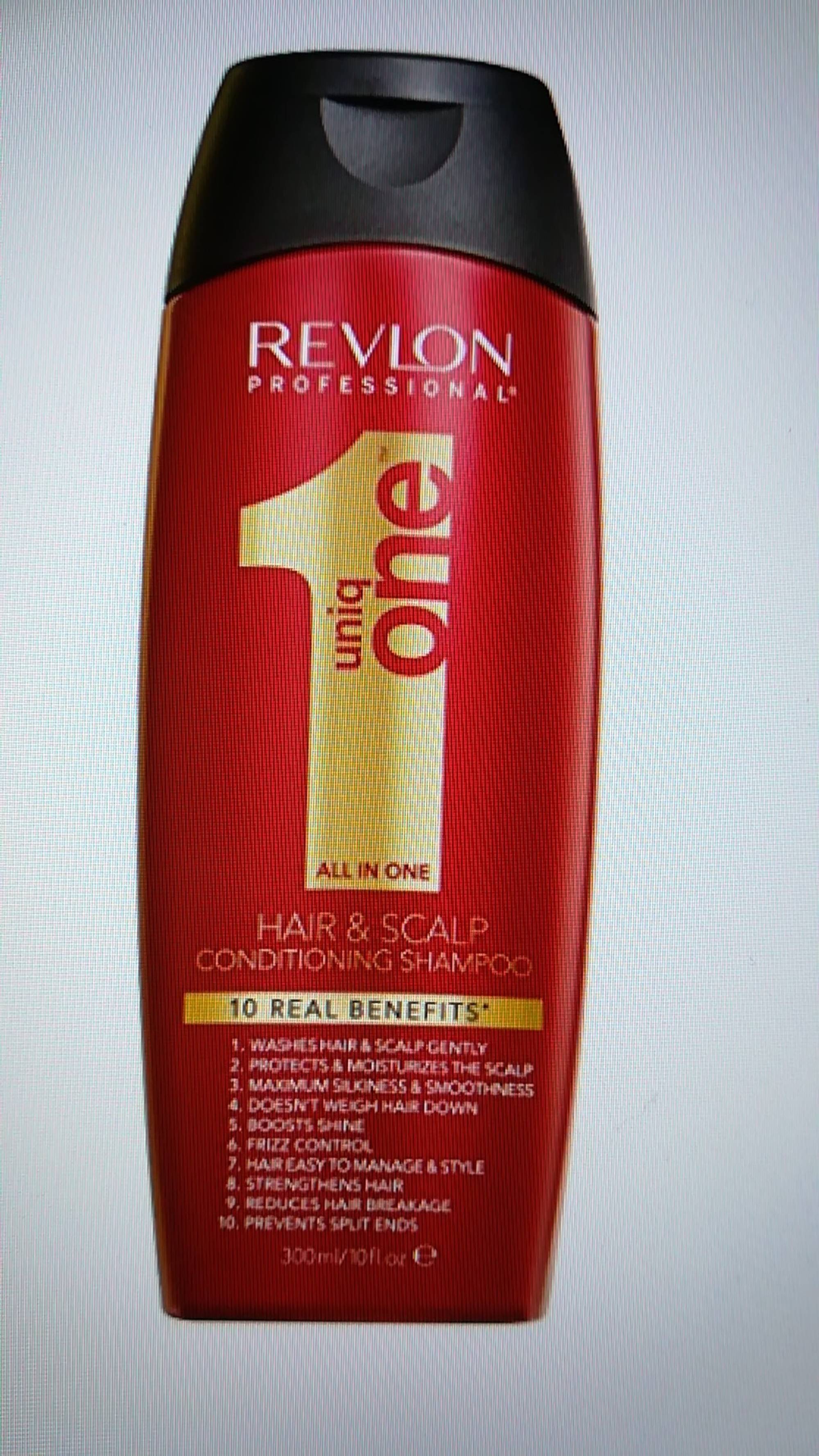 REVLON - Uniq One - Hair & scalp conditioning shampoo