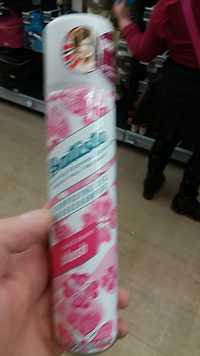 BATISTE - Shampooing sec - Blush floral & féminin
