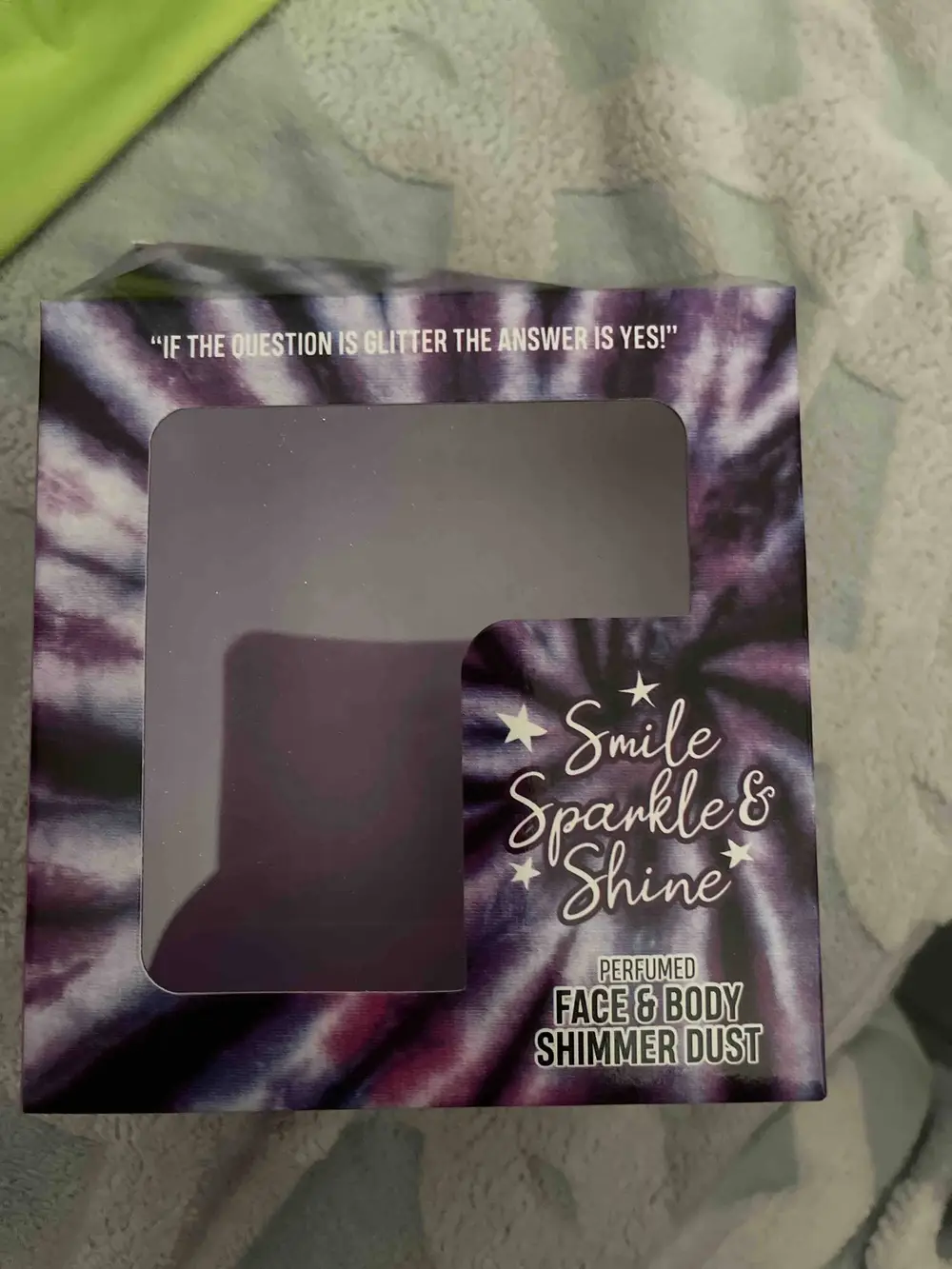 SMILE SPARKLE & SHINE - Perfumed face & body shimmer dust