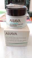 AHAVA - Soin hydratant anti-âge teint parfait. 