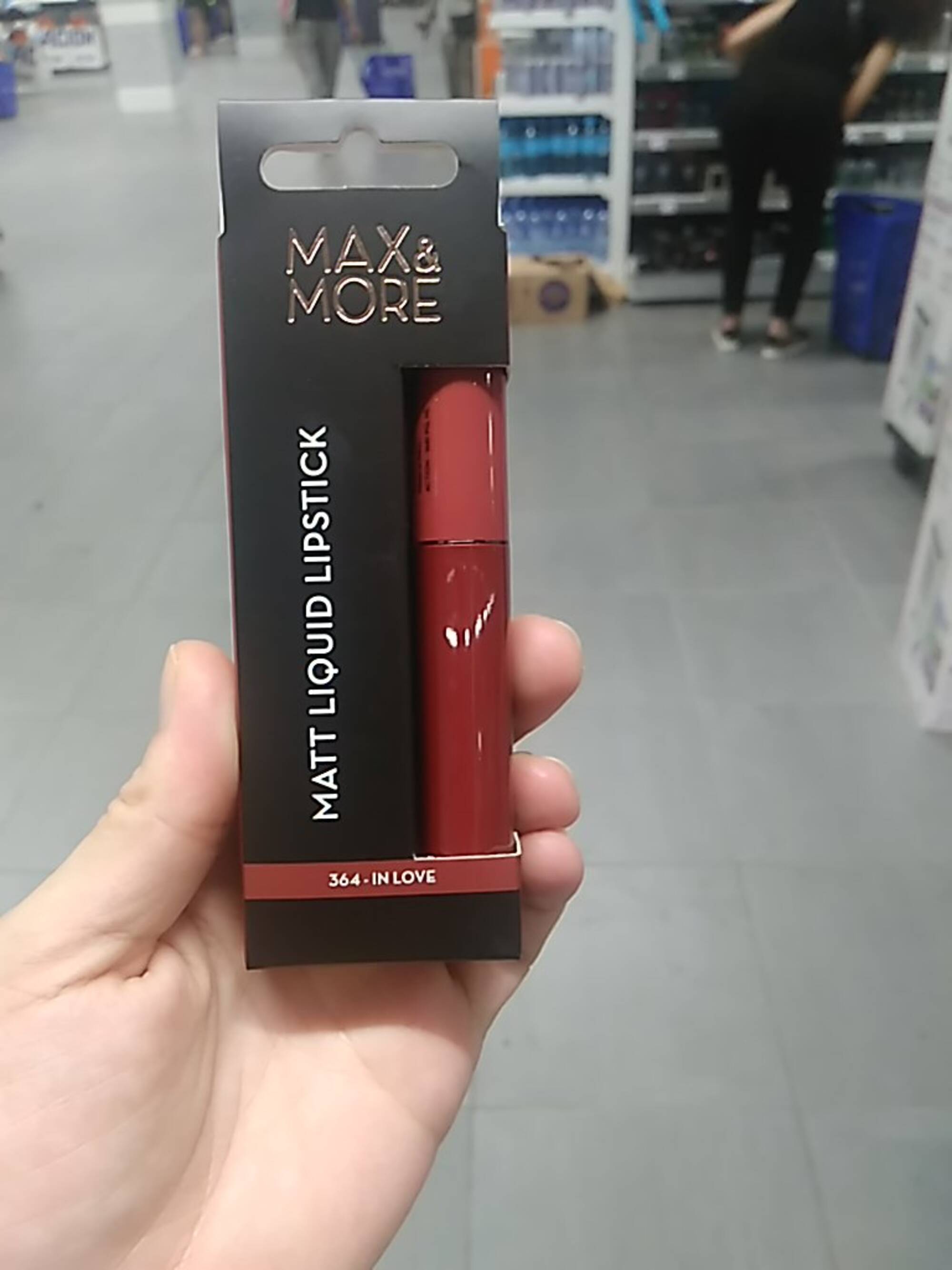 MAX & MORE - Matt liquid lipstick 364 in love