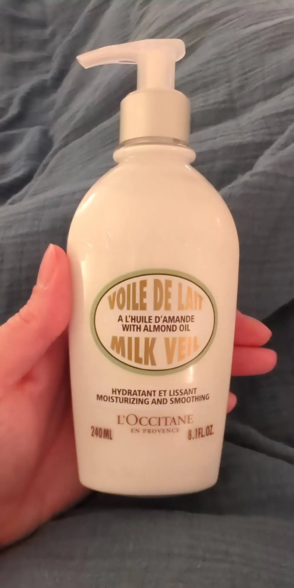 L'OCCITANE - Voile de lait à l'huile d'amande hydratant et lissant