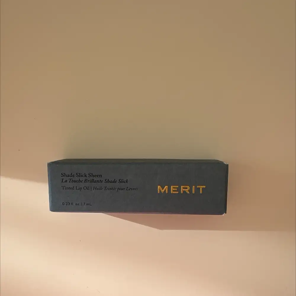 MERIT - Shade slick sheen - Huile teintée pour lèvres 