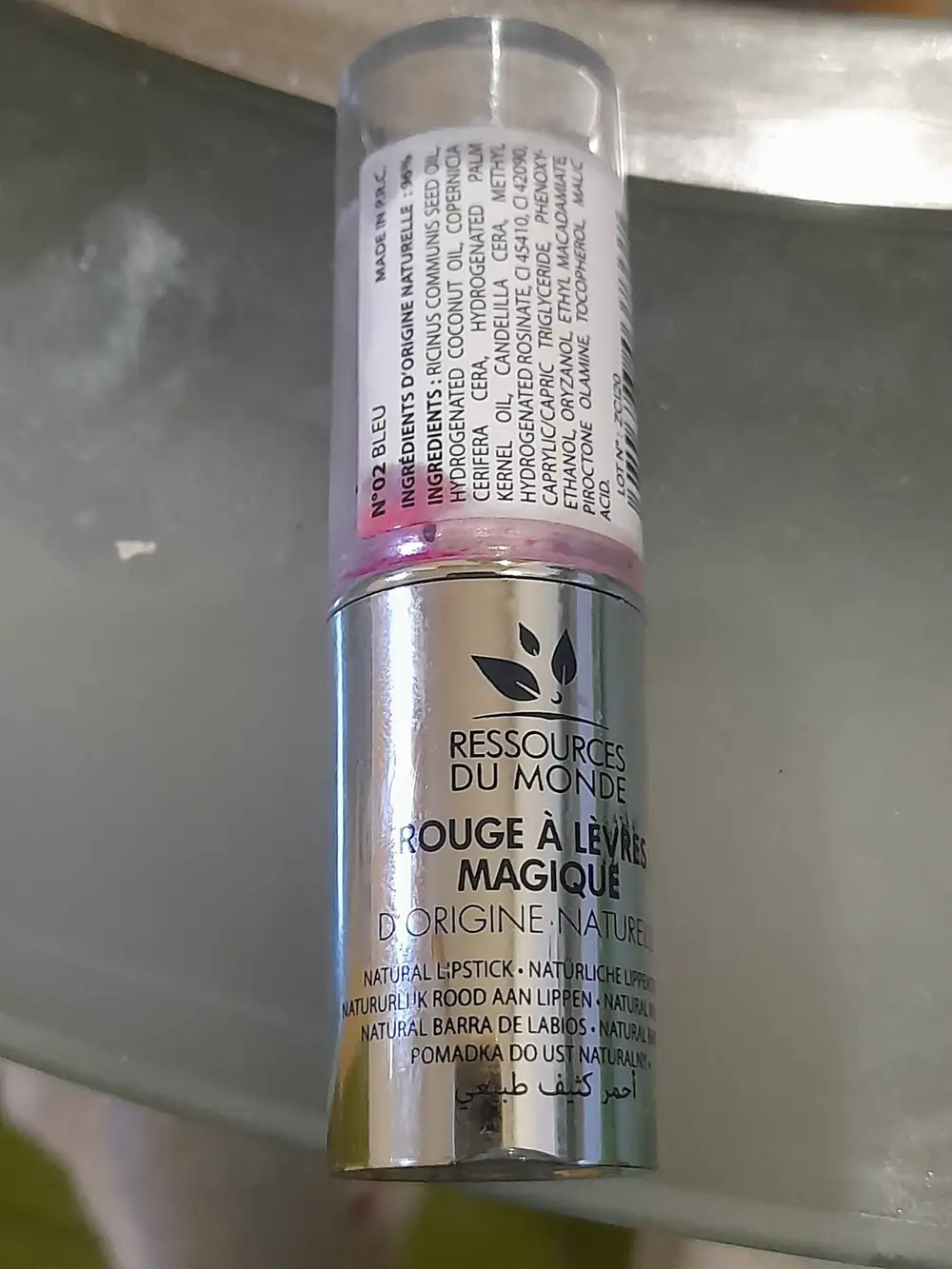 RESSOURCES DU MONDE - Rouge à lèvres magique n°02 bleu