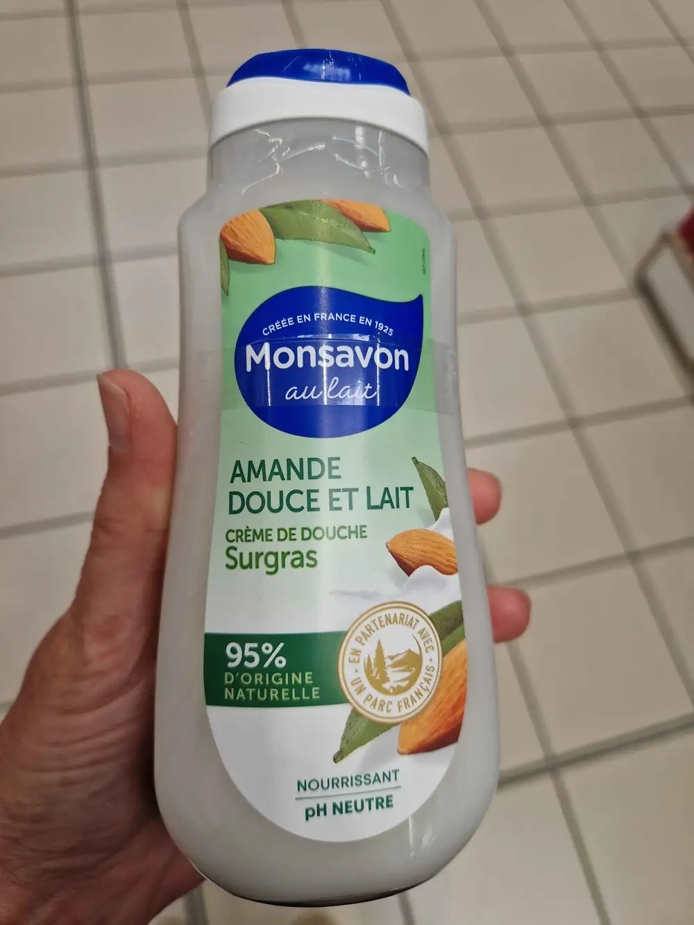 MONSAVON - Amande douce et lait - Crème de douche surgras