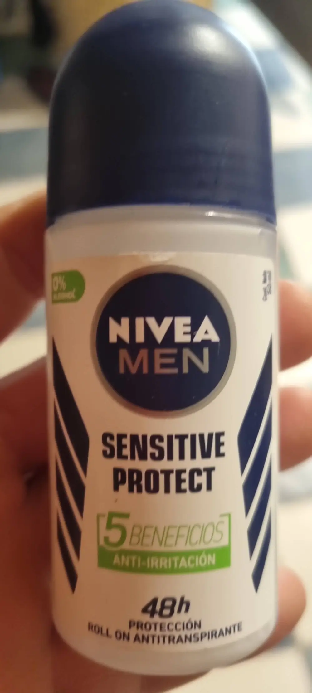 NIVEA - Men sensitive protect - Roll-on antitranspirante 48h