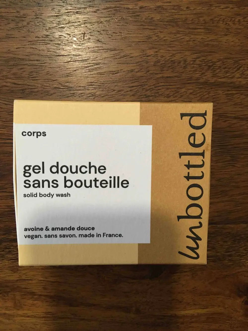 UN BOTTLED - Gel douche sans bouteille corps