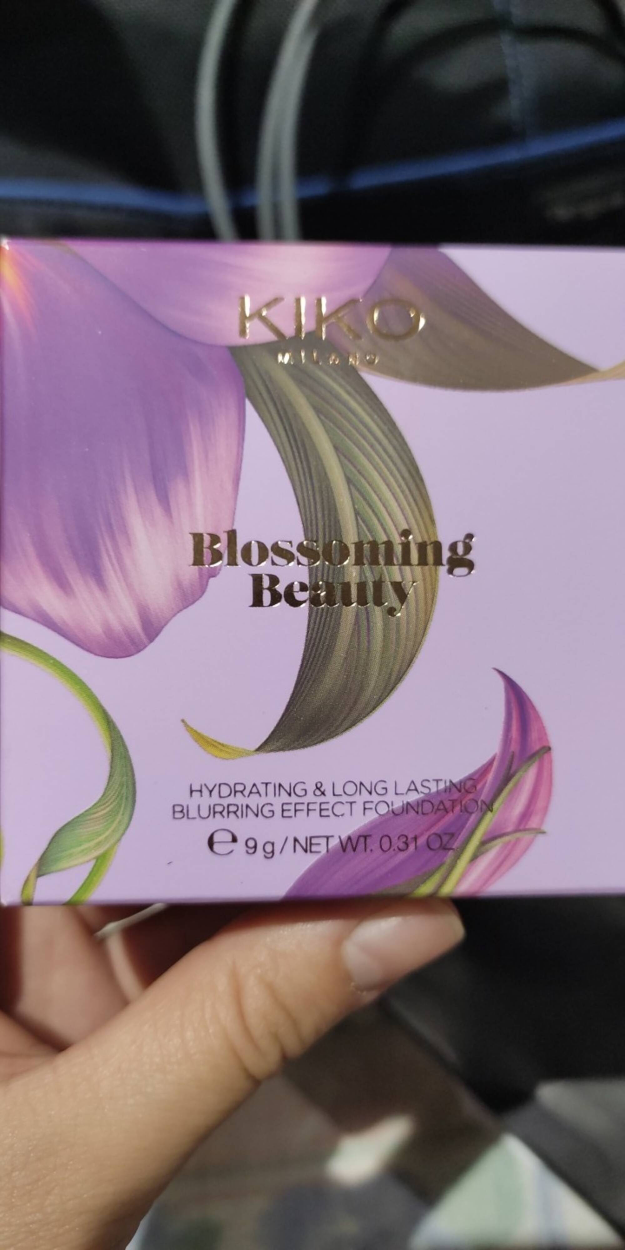 KIKO MILANO - Blossoming beauty - Hydrating & long lasting blurring effect foundation