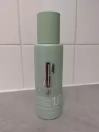 CLINIQUE - Lotion clarifiante exfoliant bi-quotidien 1.0