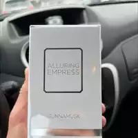 SUNNAMUSK - Alluring empress