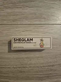 SHEGLAM - Harry potter - Rouge à lèvres paillettes herboriste de talent