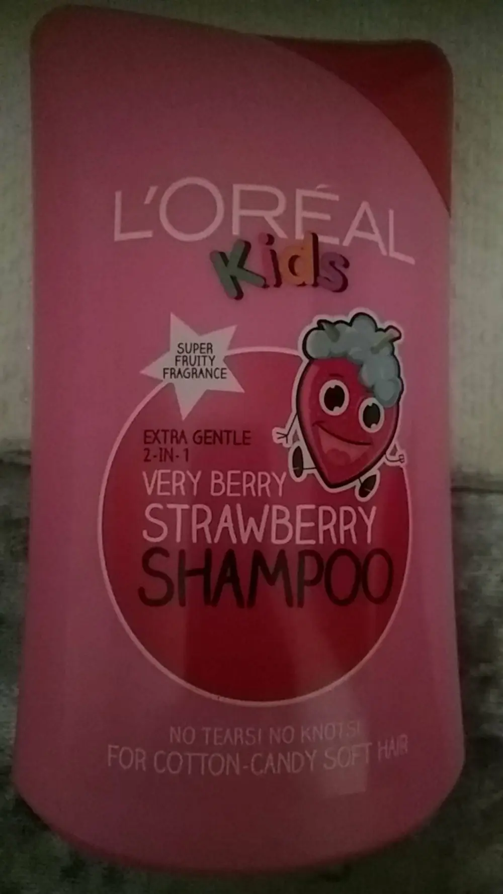 L'ORÉAL - Kids Extra gentle 2-in-1 - Very berry stramberry shampoo