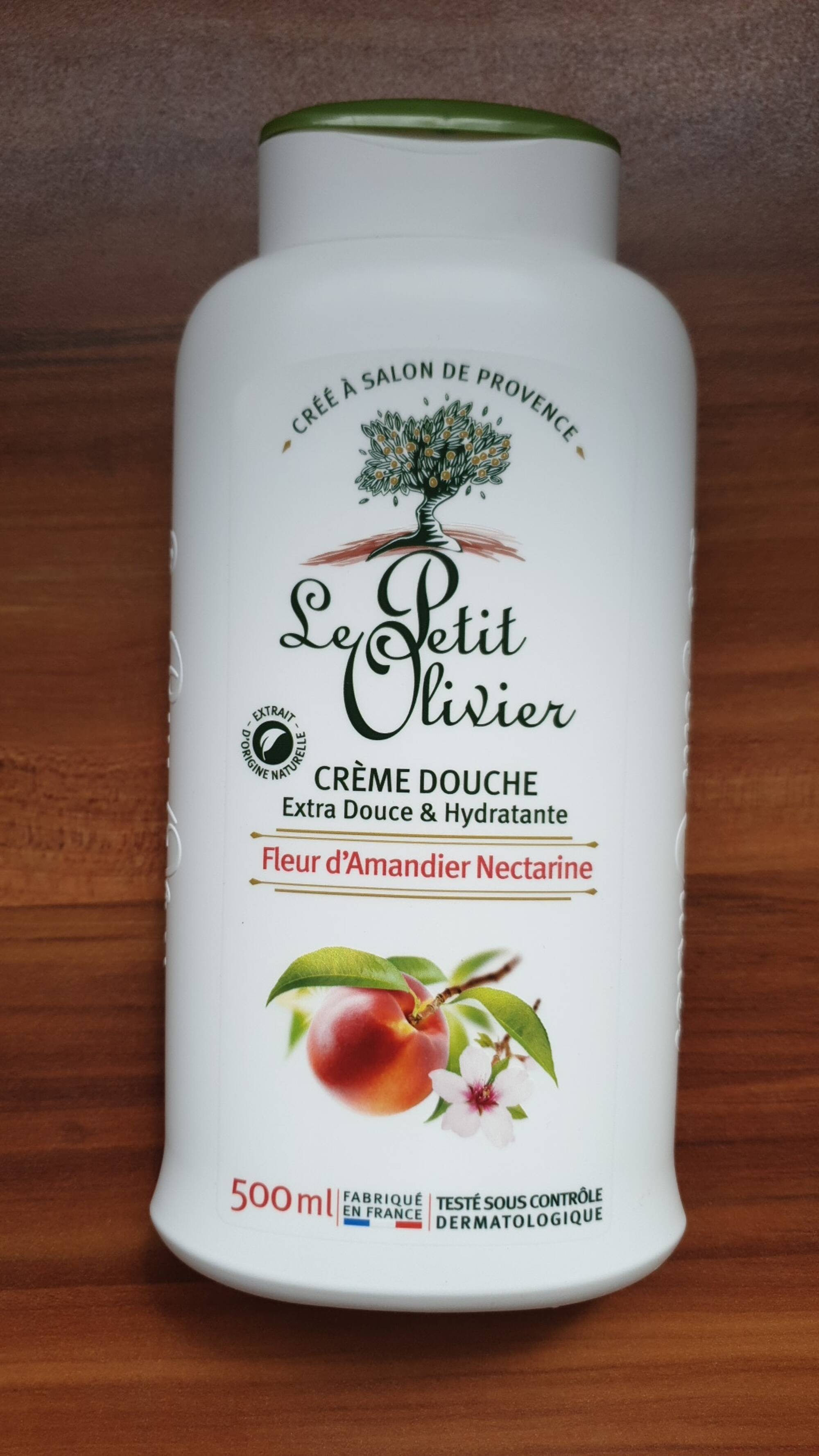 LE PETIT OLIVIER - Crème douche fleur d'amandier nectarine