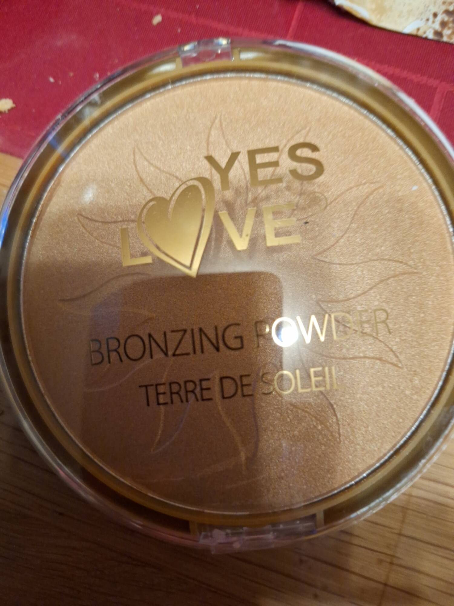 YES LOVE - Terre de soleil - Bronzing powder 