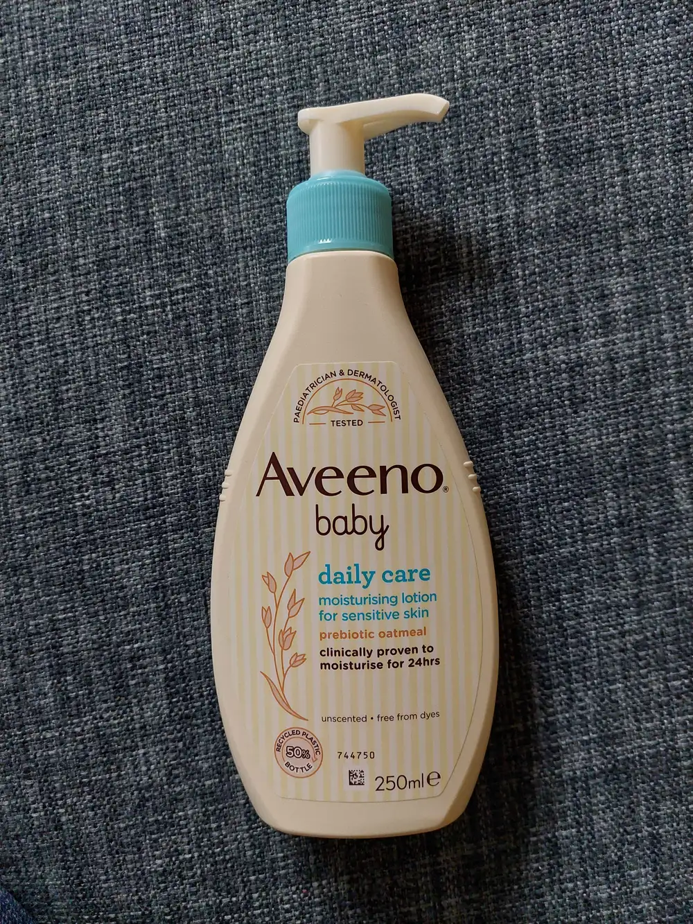AVEENO - Baby - Daily care moisturising lotion for sensitive skin