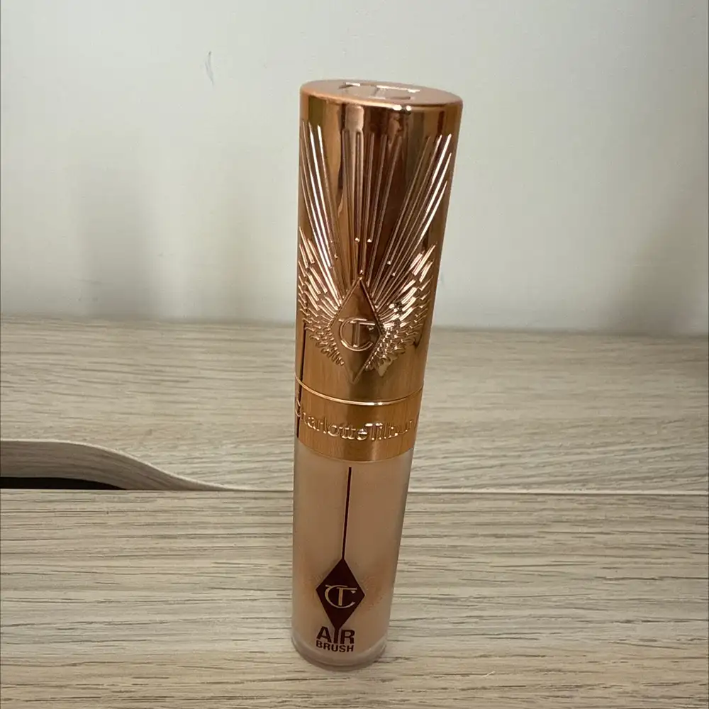 CHARLOTTE TILBURY - Airbrush flawless blur concealer