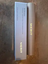 MERIT - The Minimalist - Stick sublimateur de teint