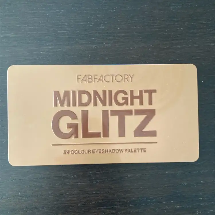 FAB FACTORY - Midnight glitz - 24 Colour eyeshadow palette