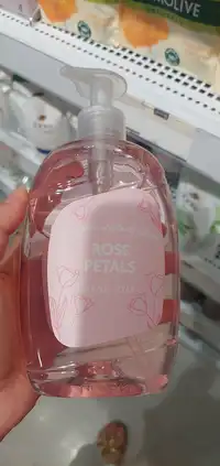 MAXBRANDS MARKETING B.V. - Rose petals - Hand soap