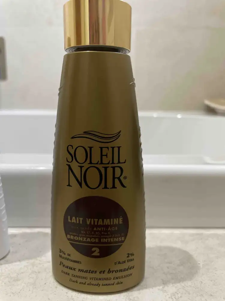 SOLEIL NOIR - Lait vitaminé aux actifs anti-âge bronzage intense 2