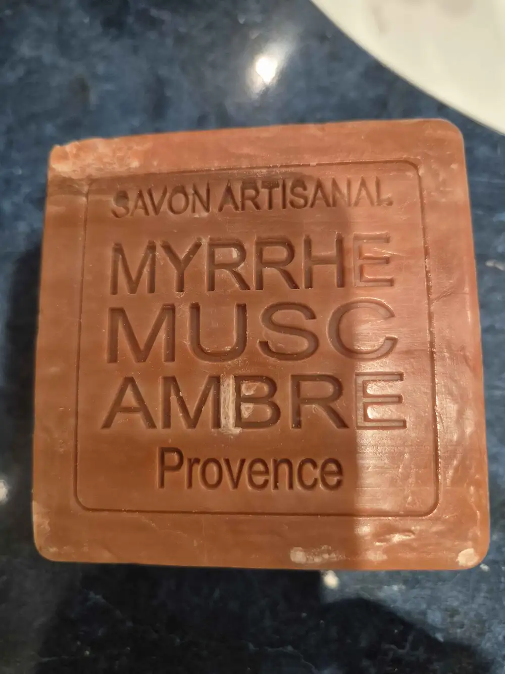 MAÎTRE SAVONITTO - Myrrhe musc ambre - Savon artisanal