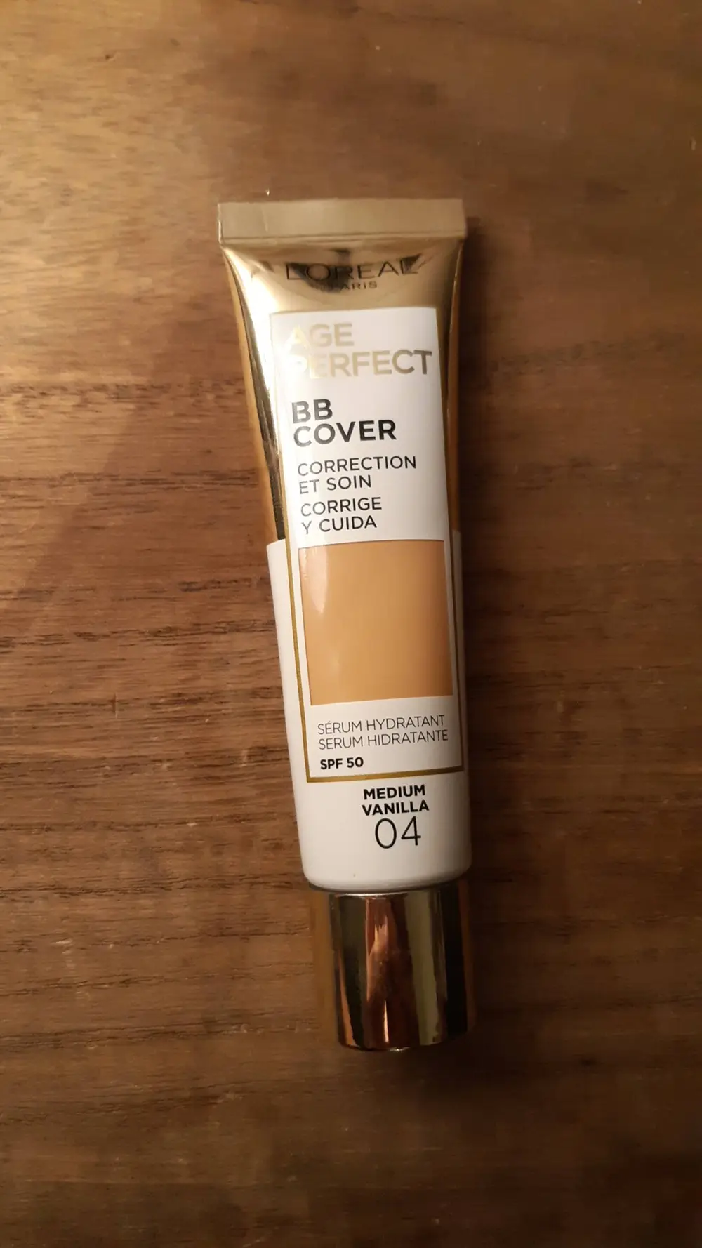 L'ORÉAL PARIS - Age perfect BB cover - Correction et soin medium vanilla 04