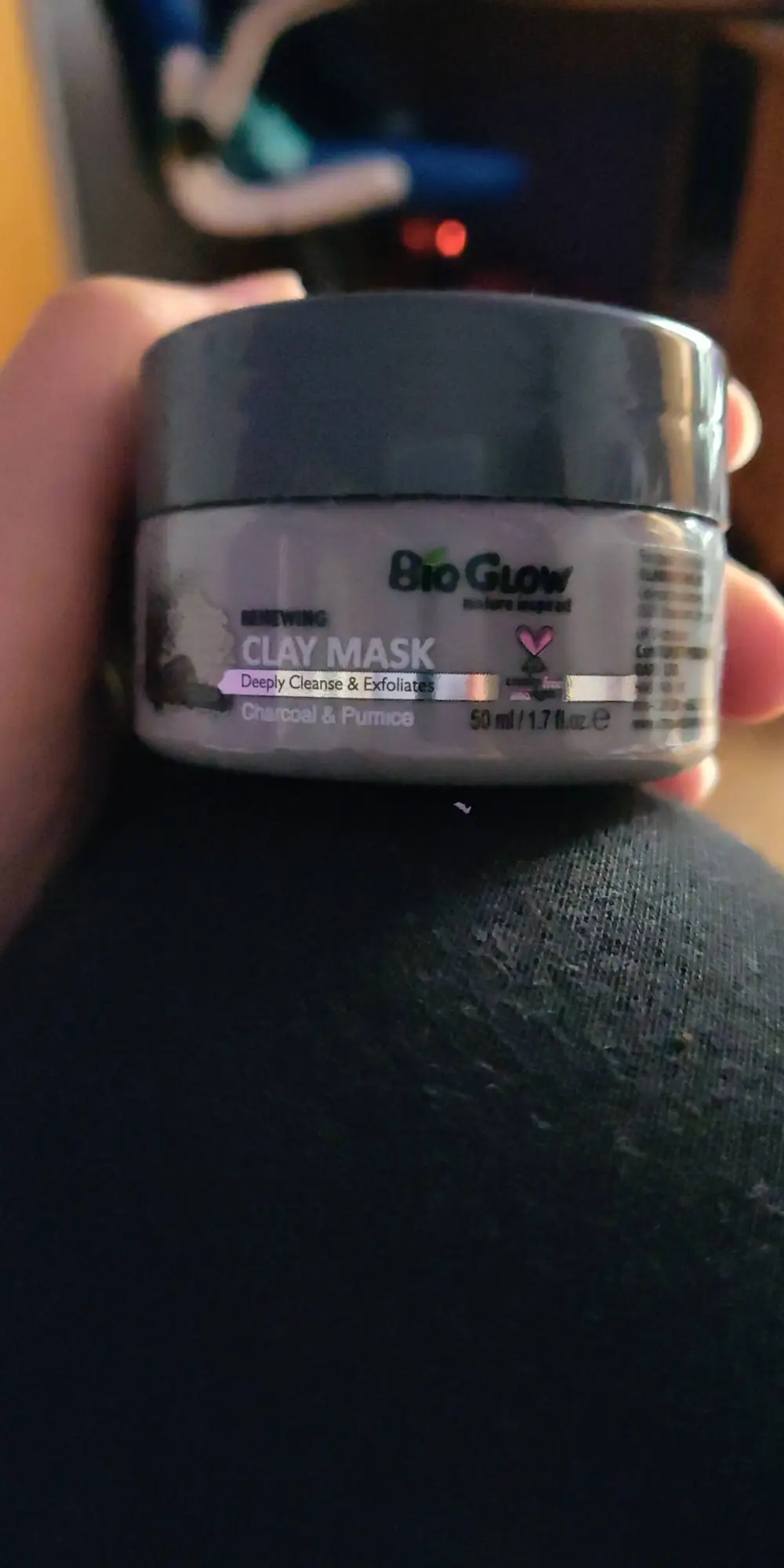 BIO GLOW - Clay mask charcoal & pumice