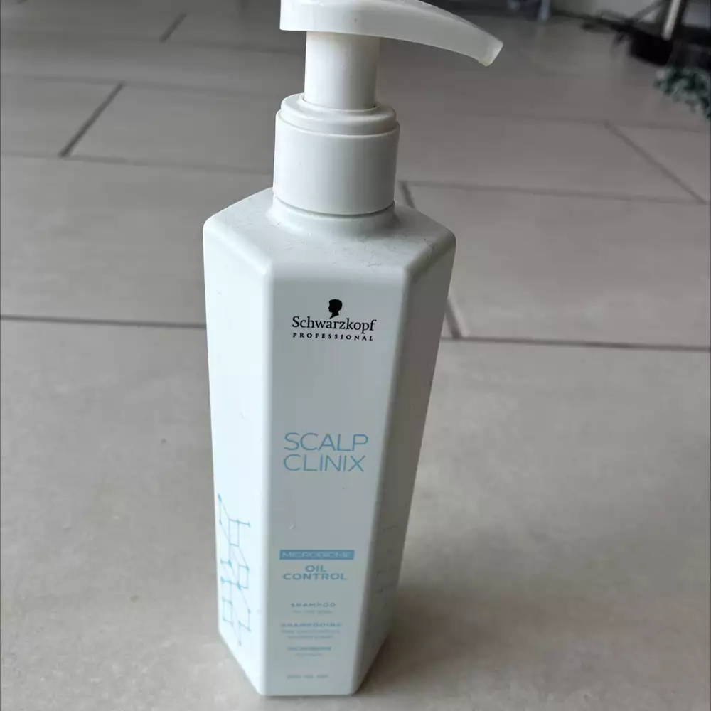 SCHWARZKOPF PROFESSIONAL - Scalp clinix - Shampooing