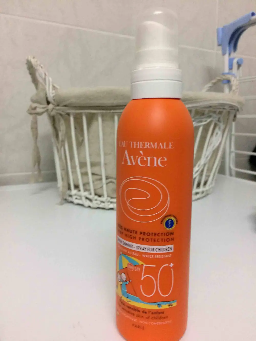 AVÈNE - Spray solaire enfant SPF 50+