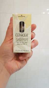 CLINIQUE - Superbalanced - Teint de soie effet peau nue SPF 15 05 silk ivory