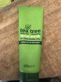TEA TREE - Facial scrub for clean healthy skin