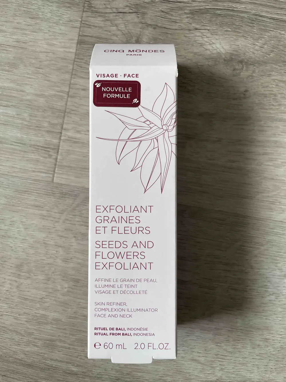 CINQ MONDES - Exfoliant graines et fleurs - Visage 