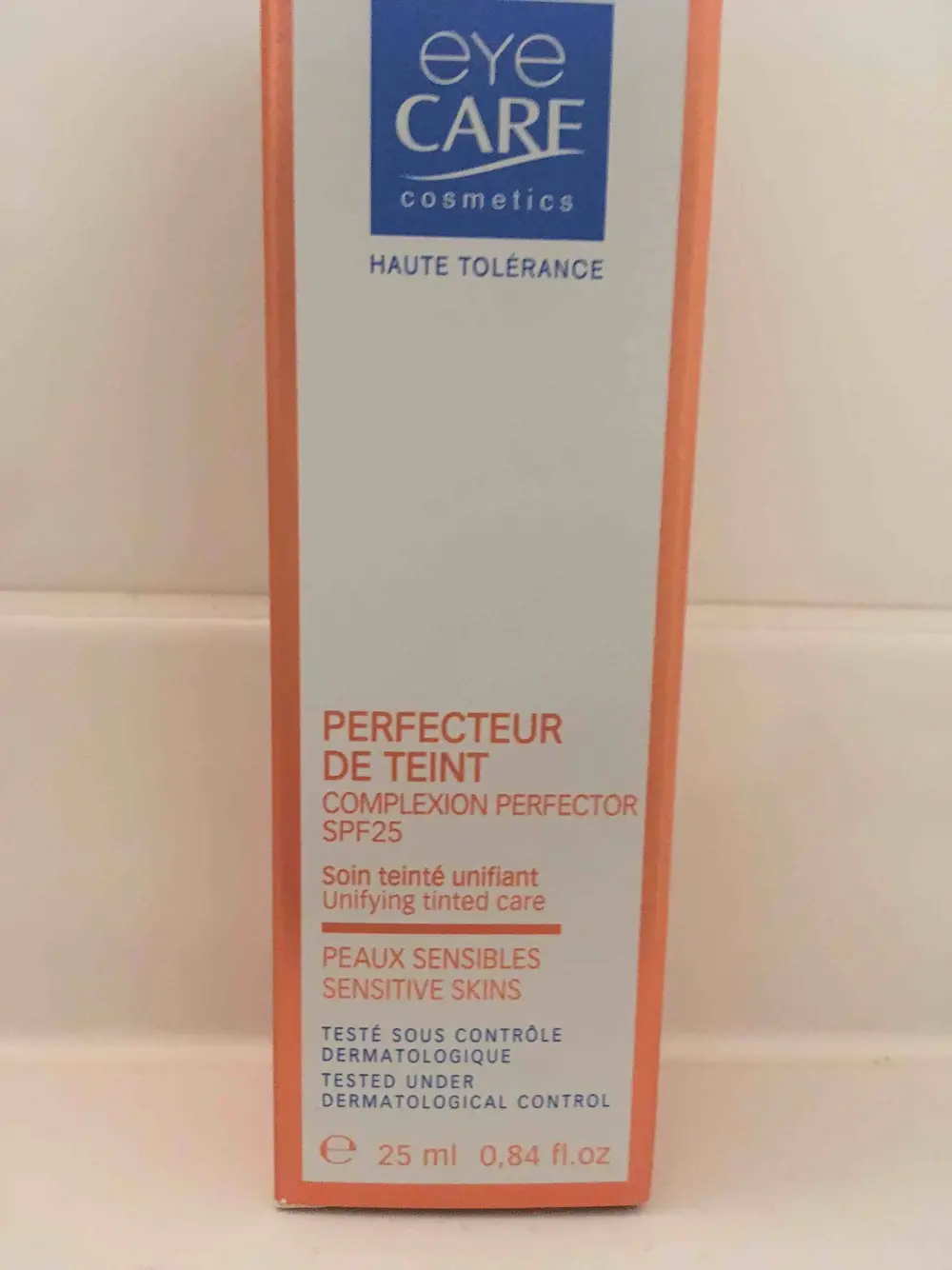 EYE CARE - Perfecteur de teint SPF 25